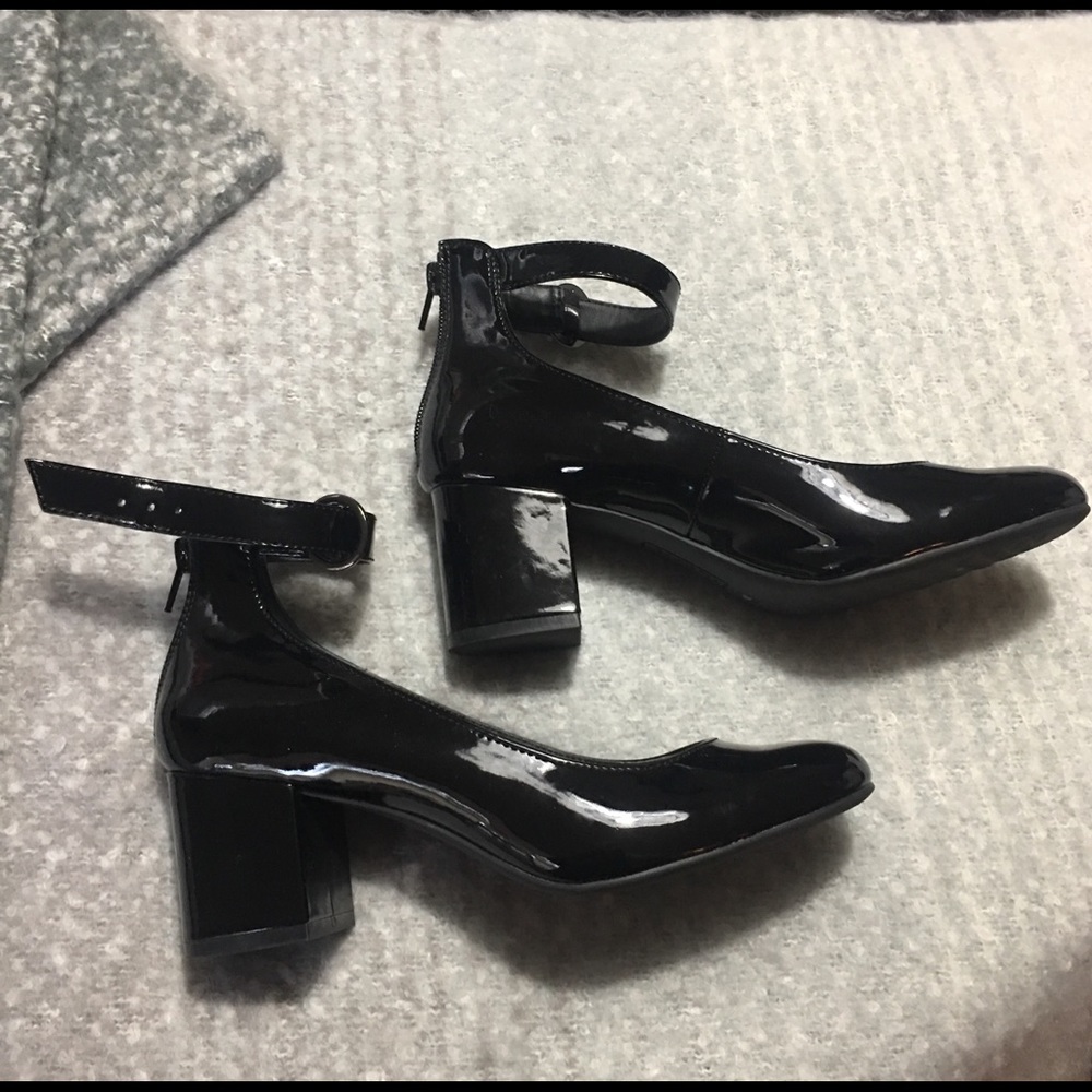 Alfani Step Flex patent leather pumps